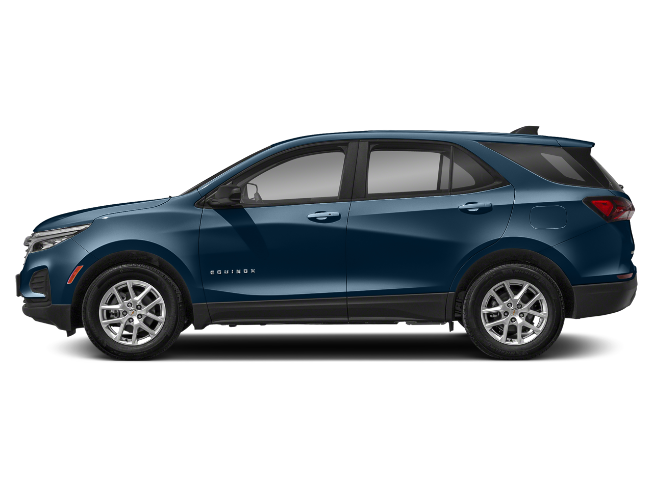 2022 Chevrolet Equinox LS photo 2