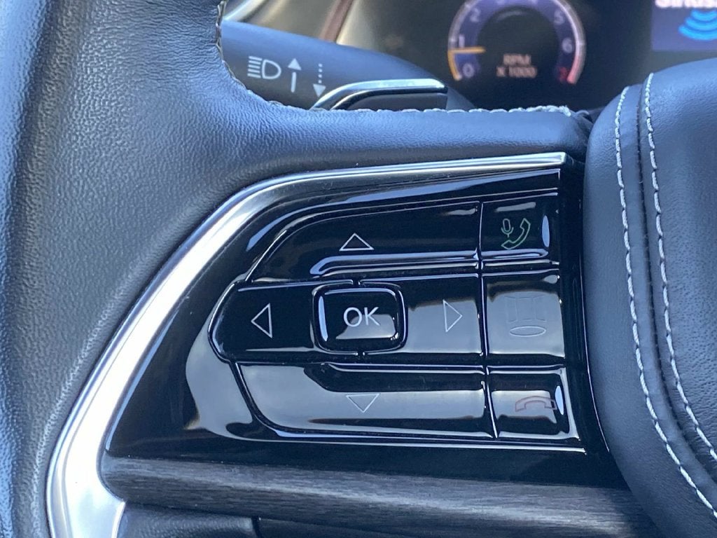 2022 Jeep Grand Cherokee Overland