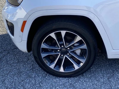 2022 Jeep Grand Cherokee Overland