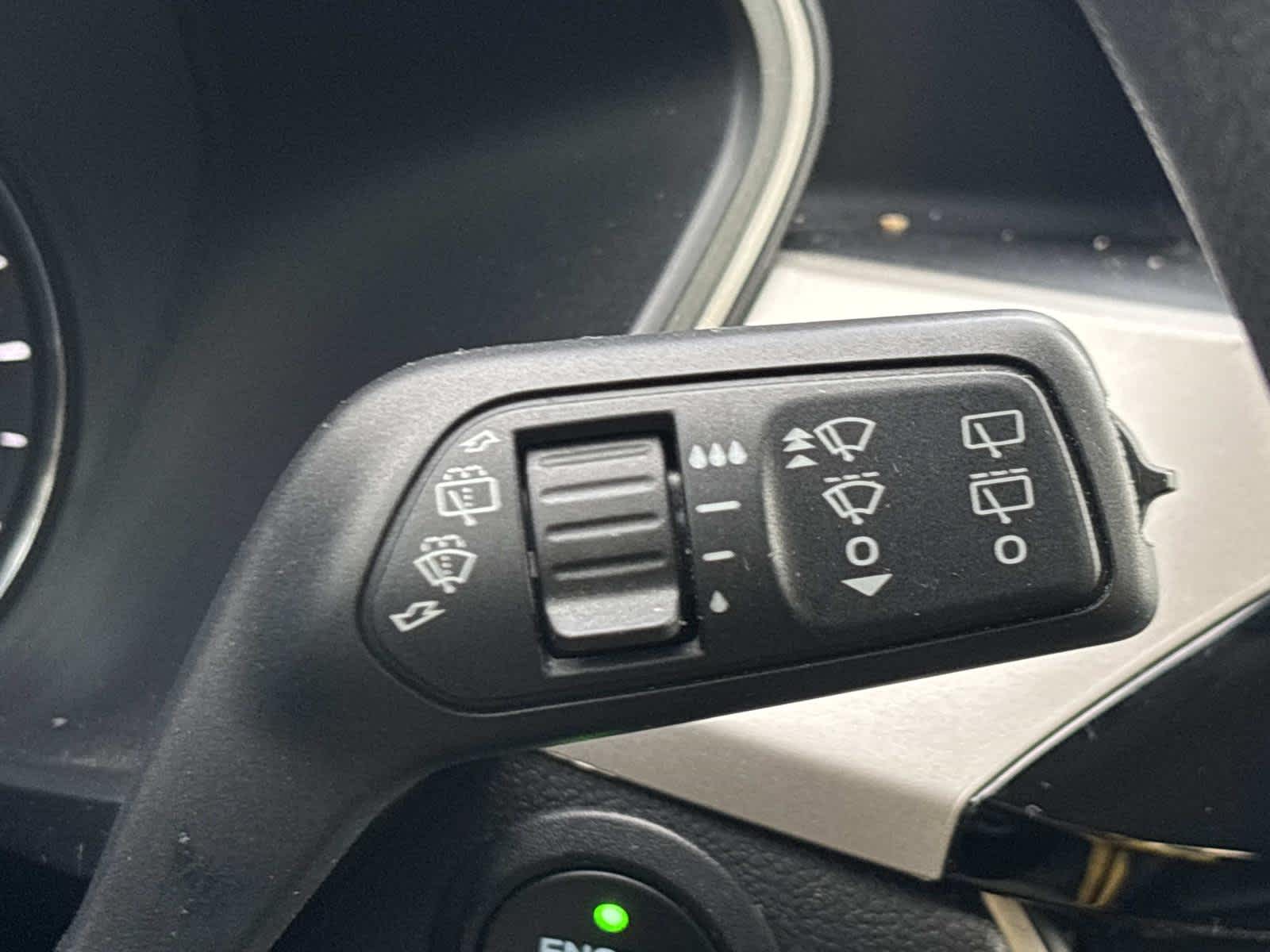 2022 Ford Escape SE Hybrid