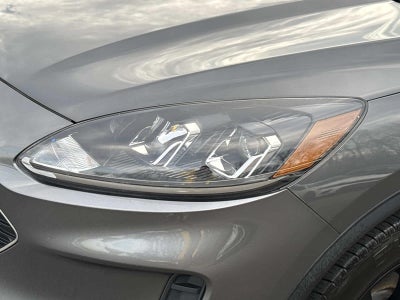 2022 Ford Escape SE Hybrid