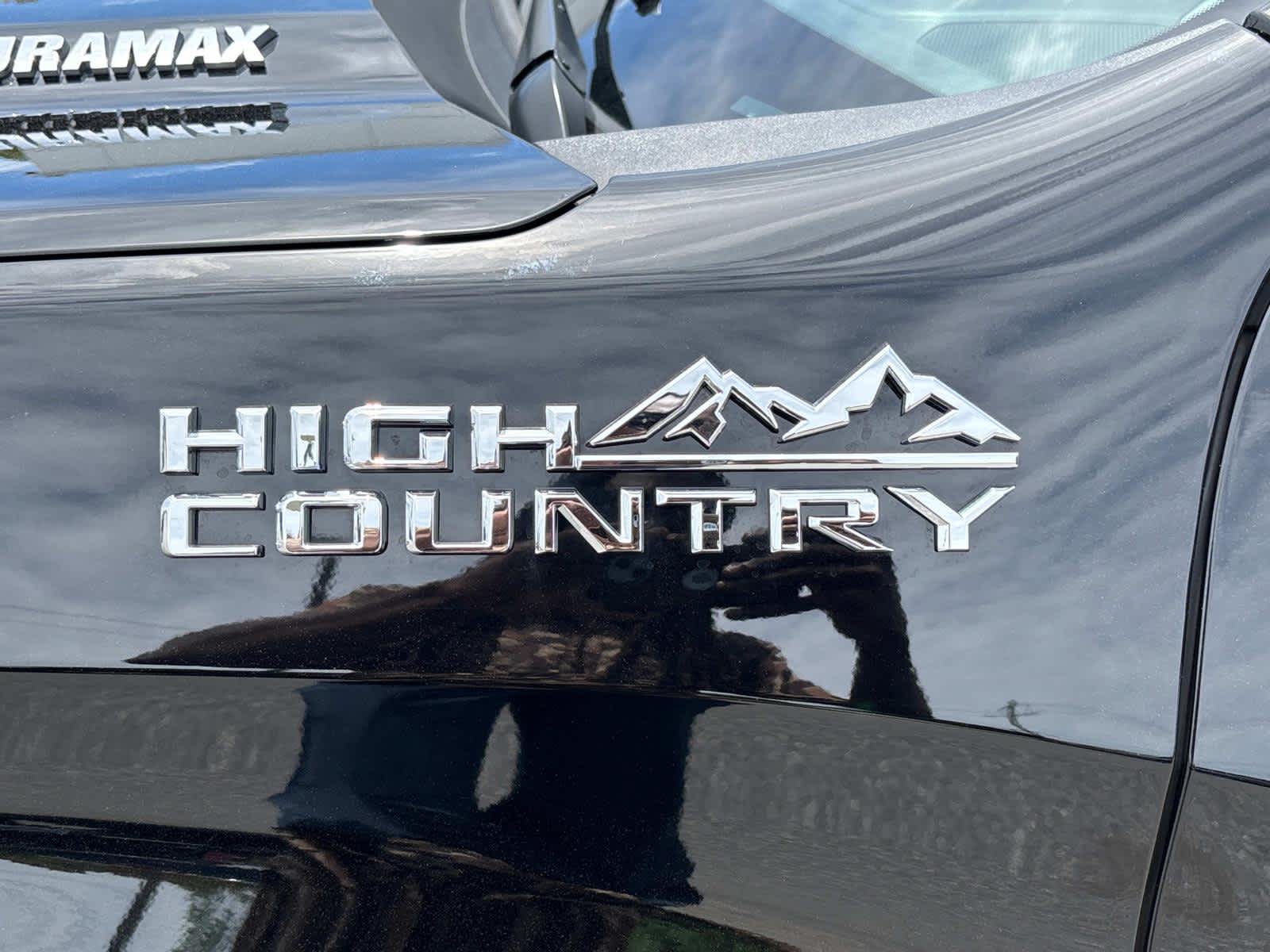 2023 Chevrolet Silverado 1500 High Country