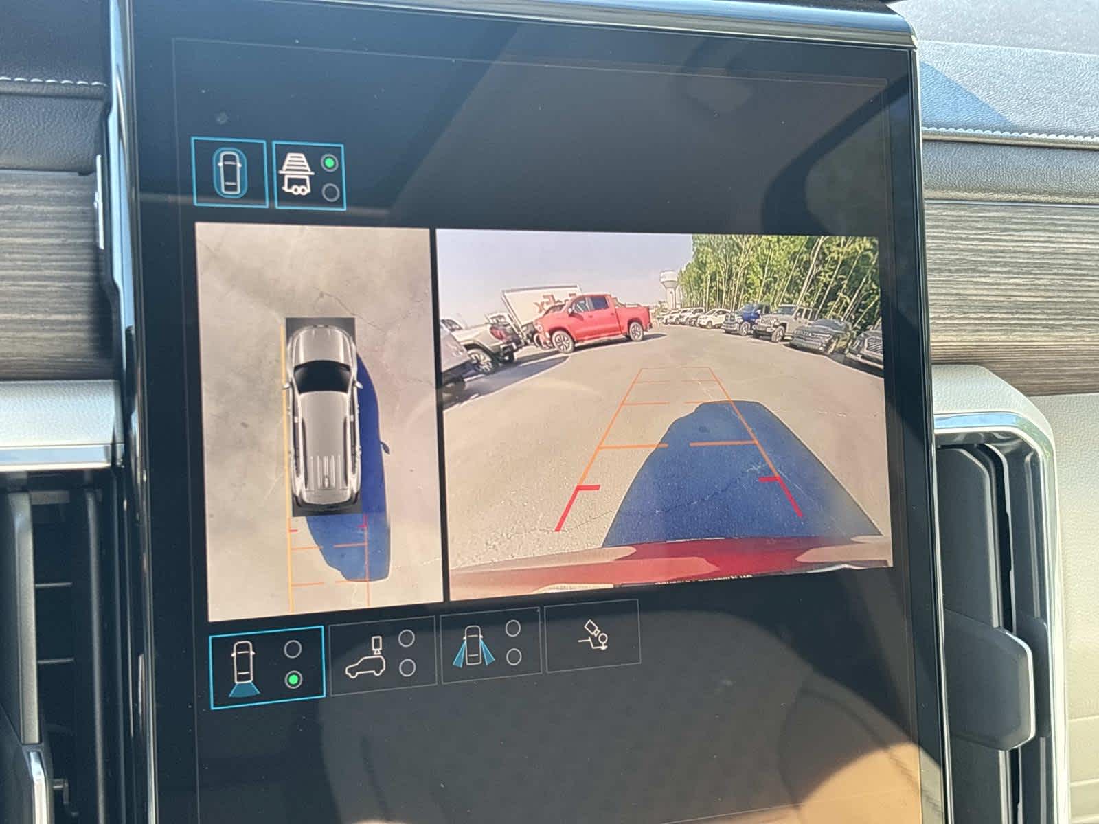 2025 GMC Acadia Denali