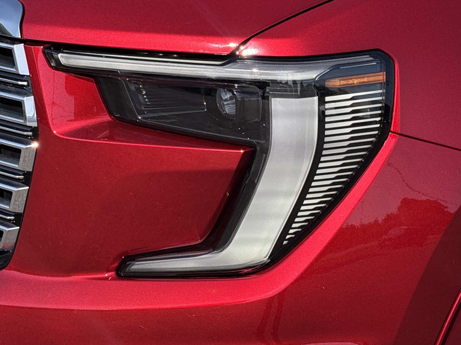 2025 GMC Acadia Denali