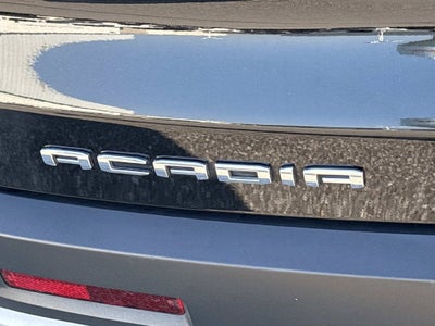 2023 GMC Acadia SLT