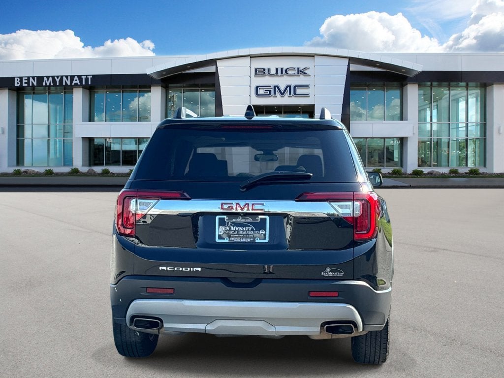 2023 GMC Acadia SLT