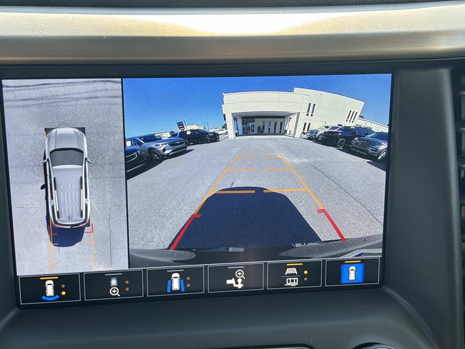 2023 GMC Acadia Denali