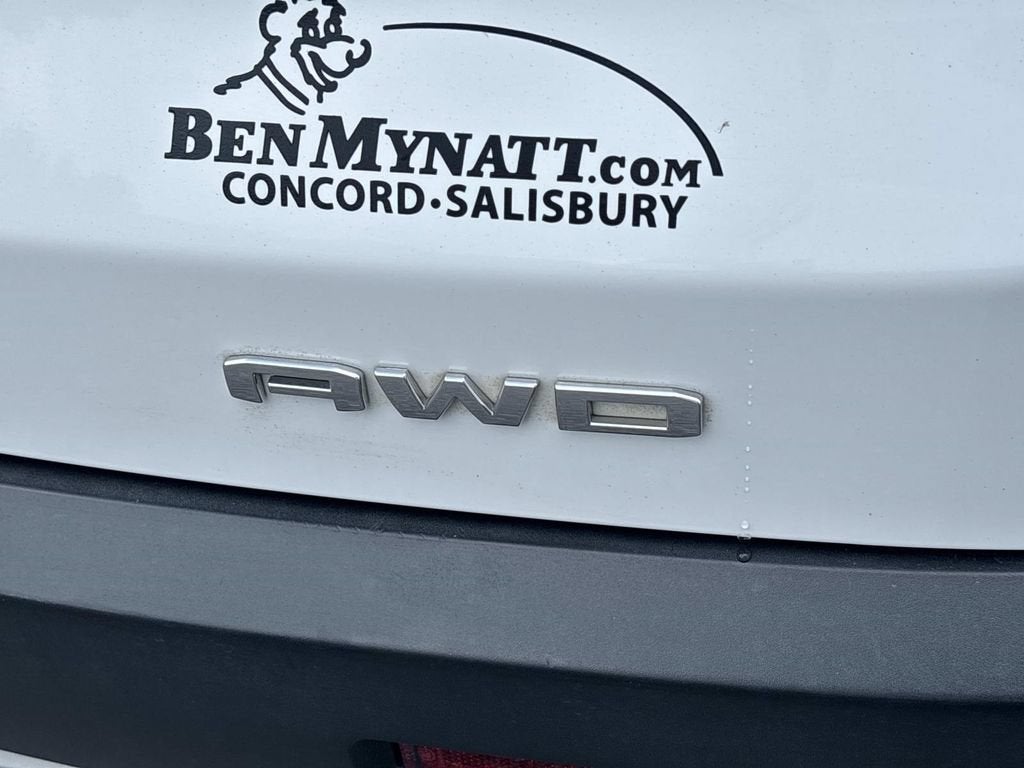 2023 GMC Acadia SLT