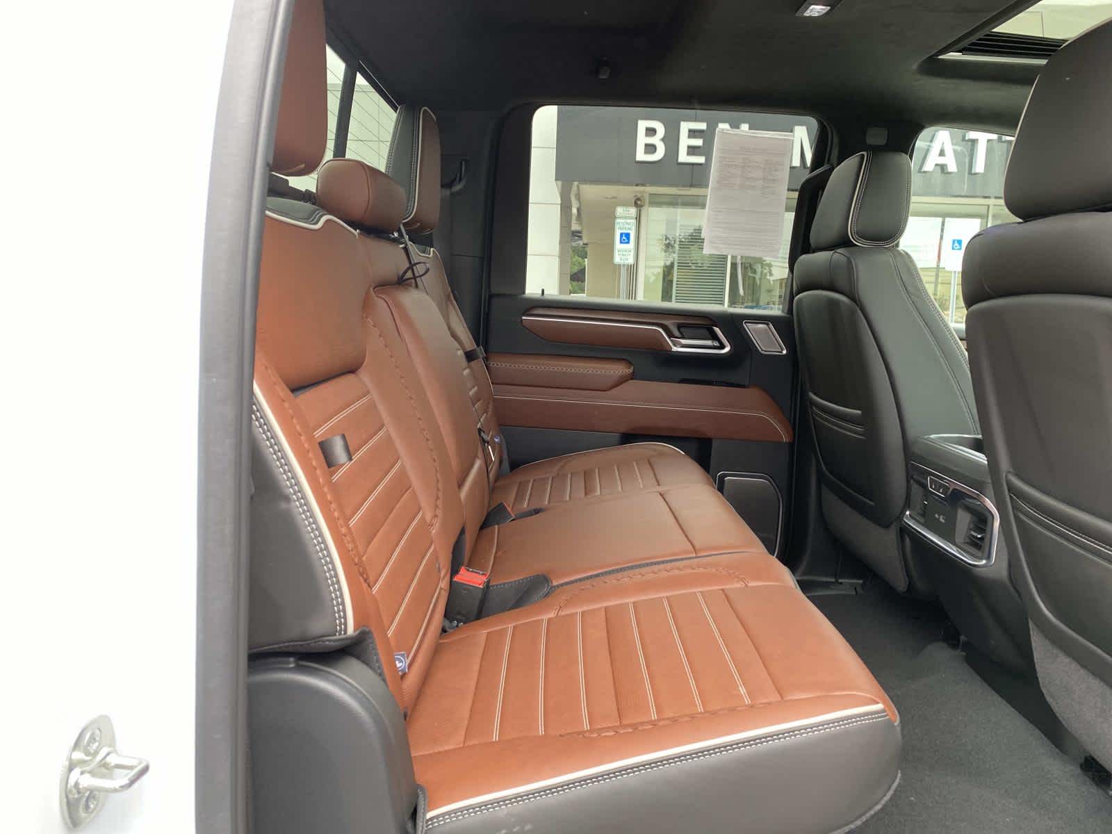 2025 GMC Sierra 3500 HD Denali Ultimate DRW