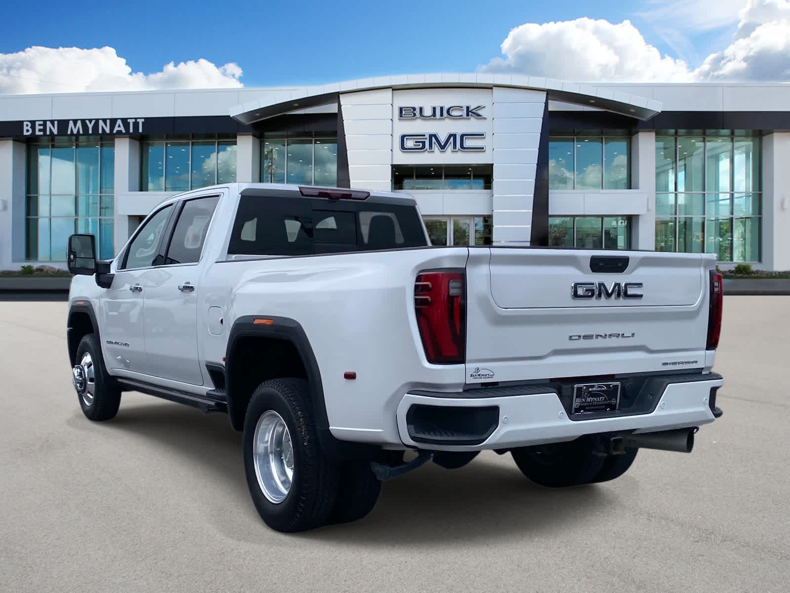2025 GMC Sierra 3500 HD Denali Ultimate DRW