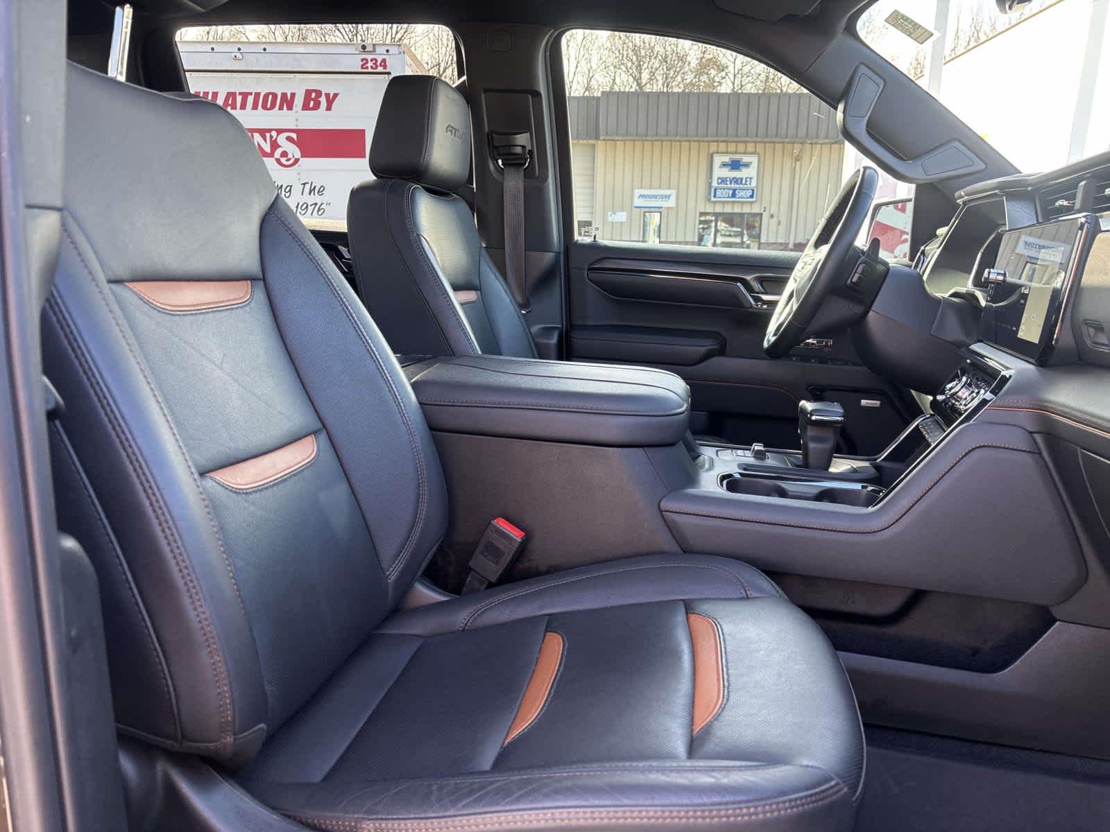 2024 GMC Sierra 1500 AT4