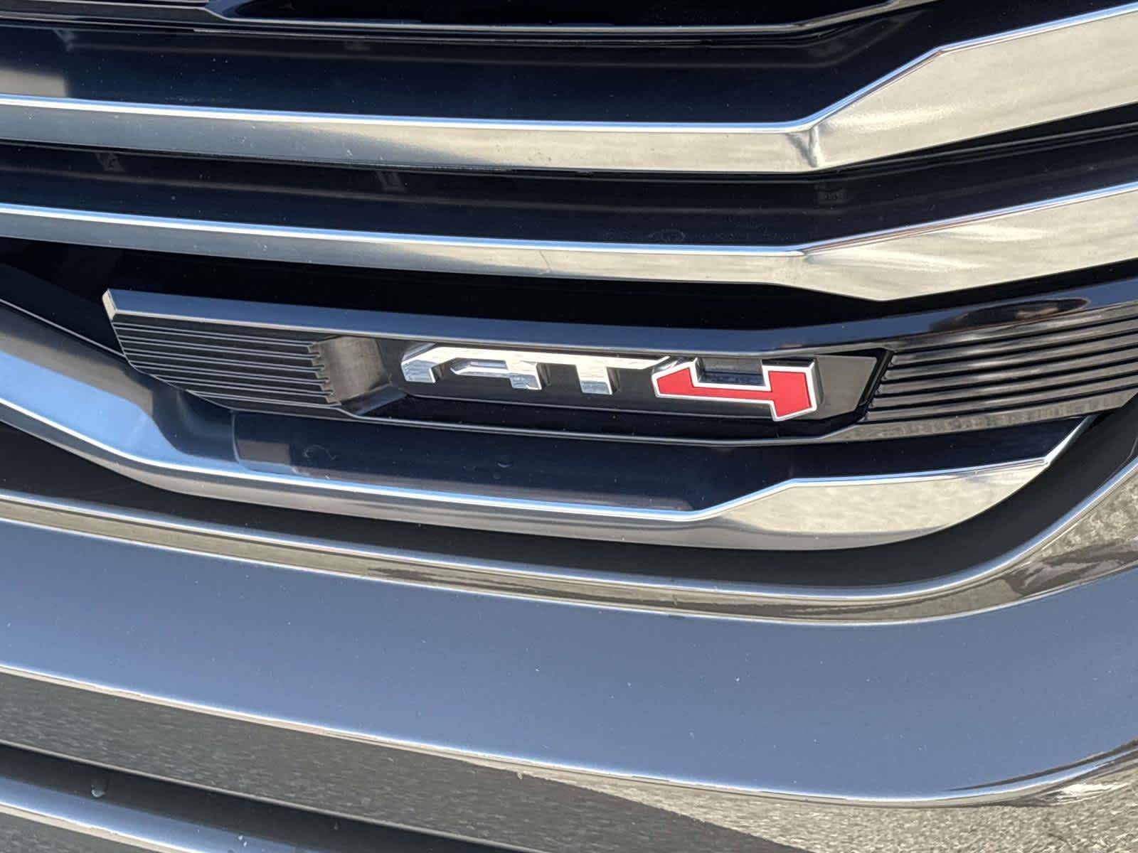 2024 GMC Sierra 1500 AT4