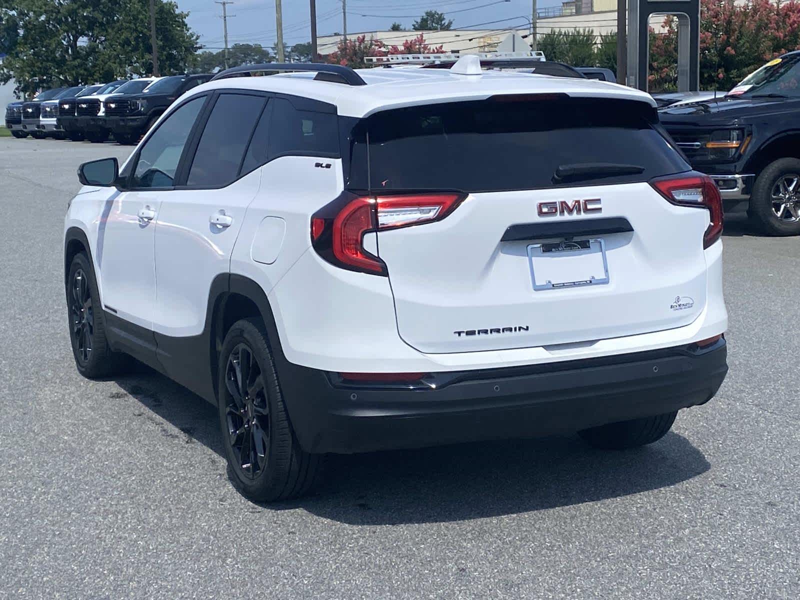 2023 GMC Terrain SLE