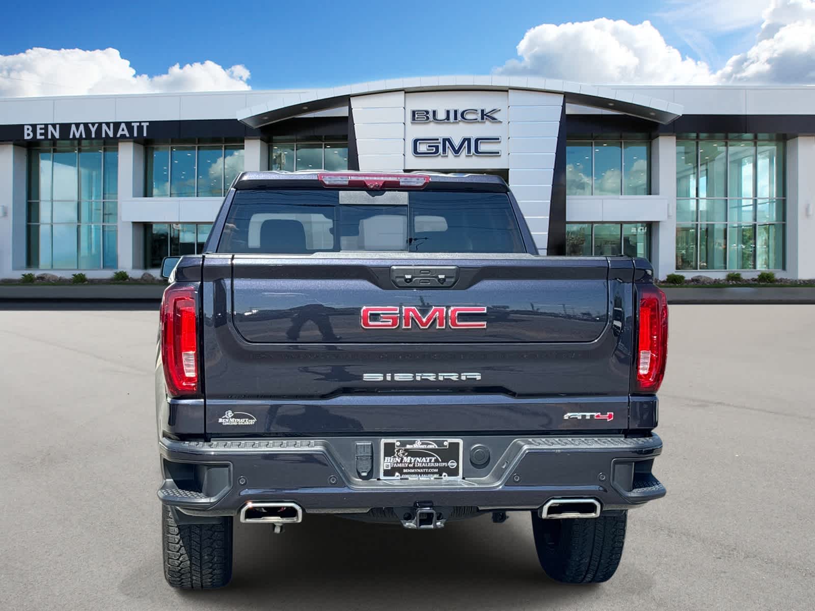 2024 GMC Sierra 1500 AT4