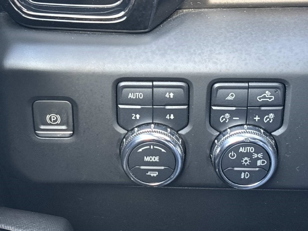 2023 GMC Sierra 1500 AT4X