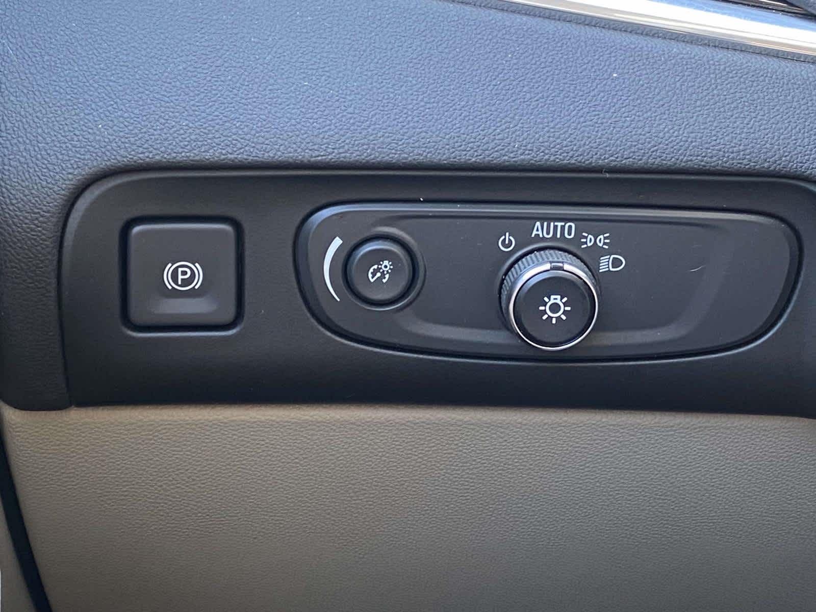 2020 Buick Enclave Essence