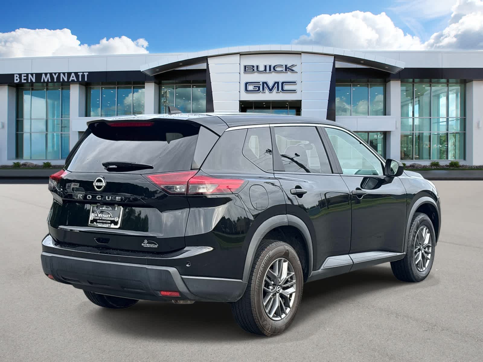 2024 Nissan Rogue S