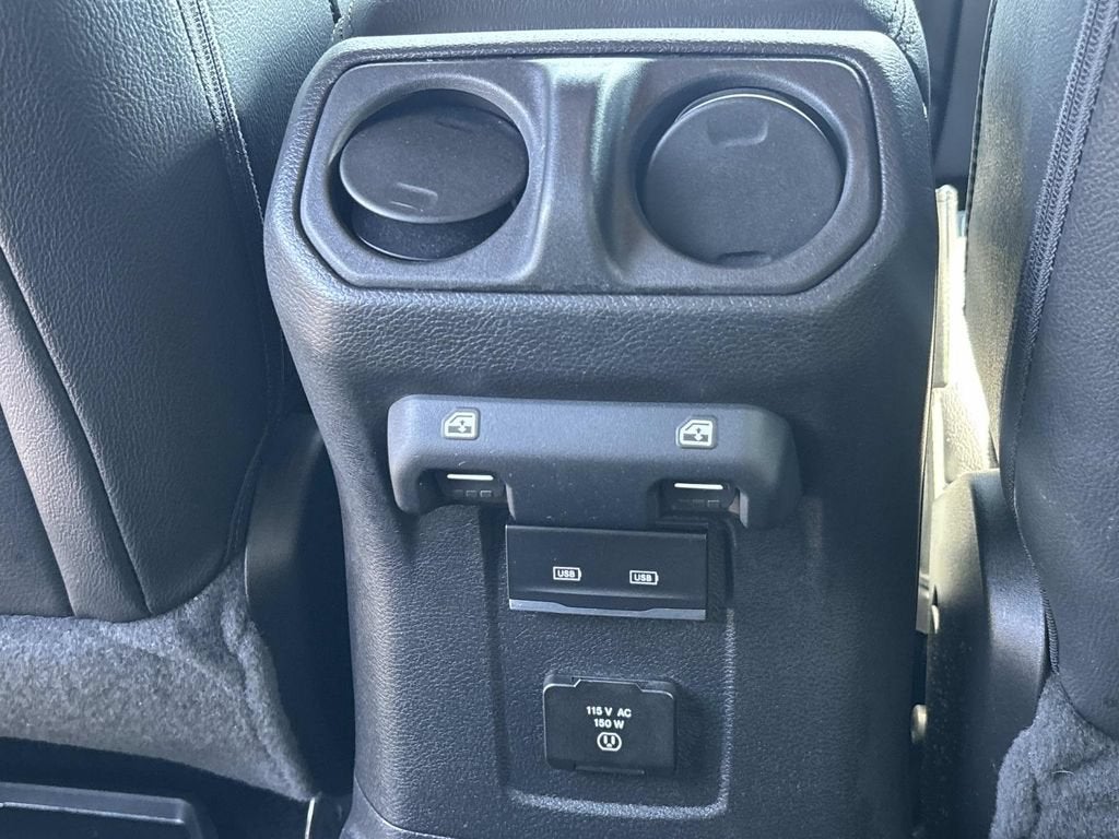 2022 Jeep Wrangler Unlimited Sahara Altitude