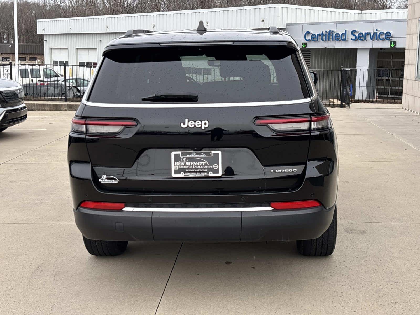 2023 Jeep Grand Cherokee L Laredo