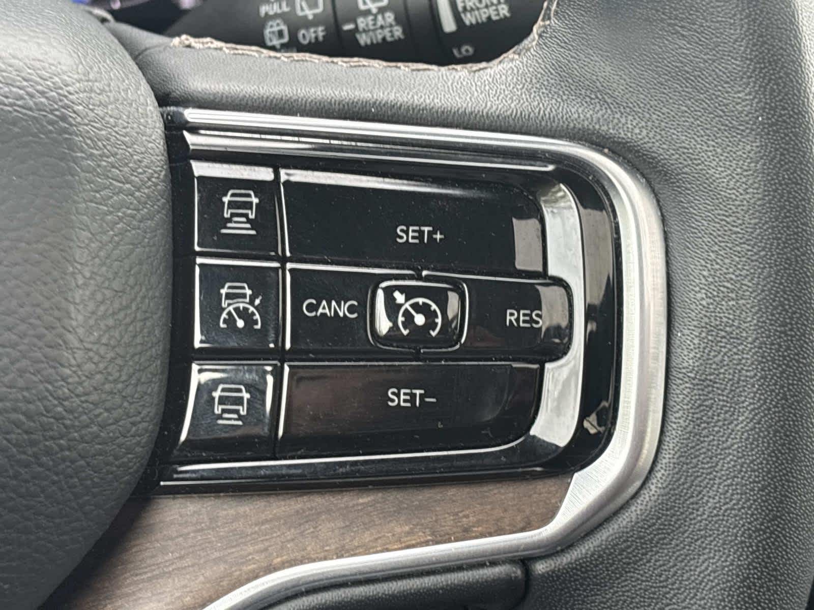 2024 Jeep Grand Wagoneer L 4DR 4WD