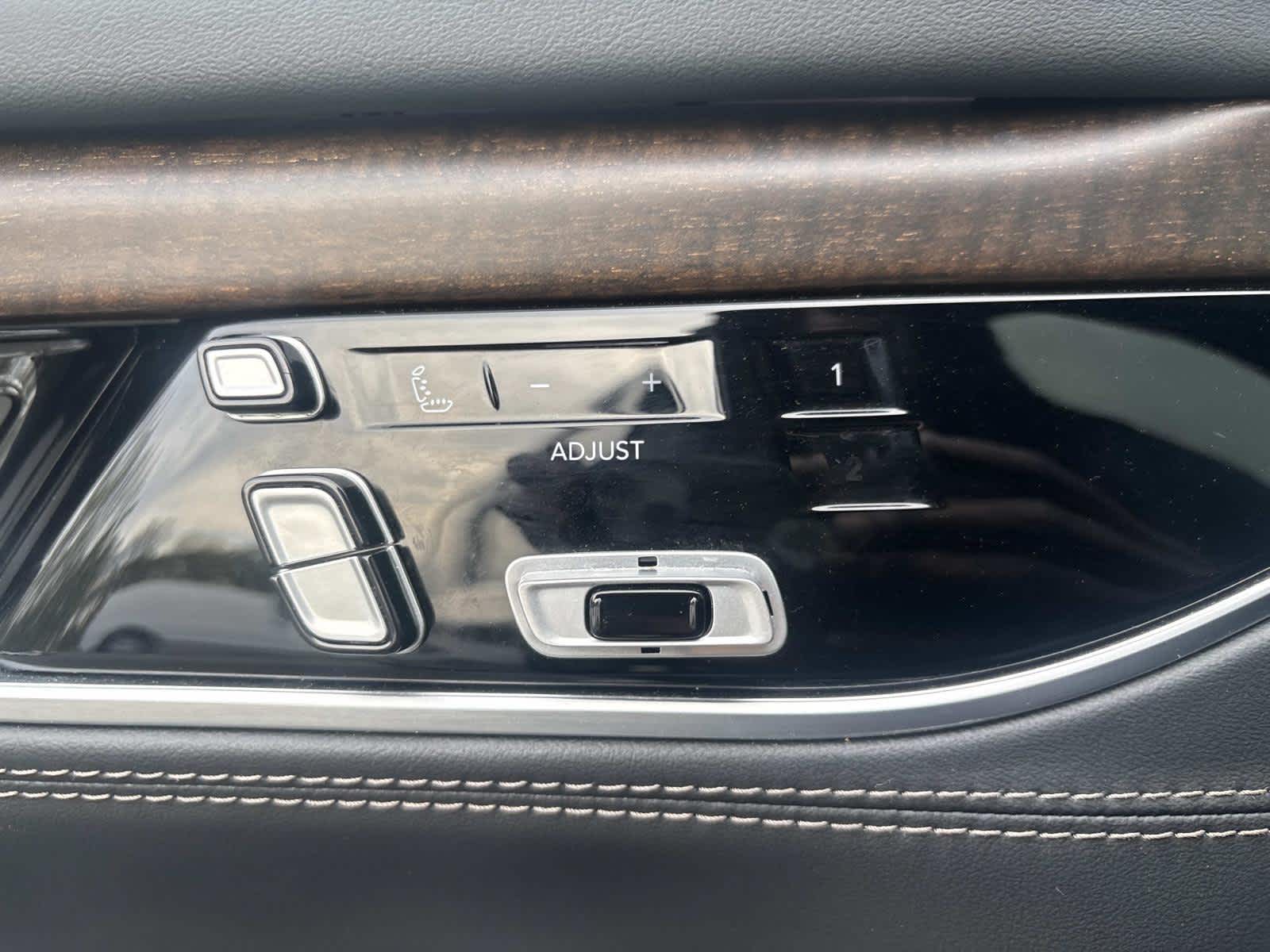 2024 Jeep Grand Wagoneer L 4DR 4WD