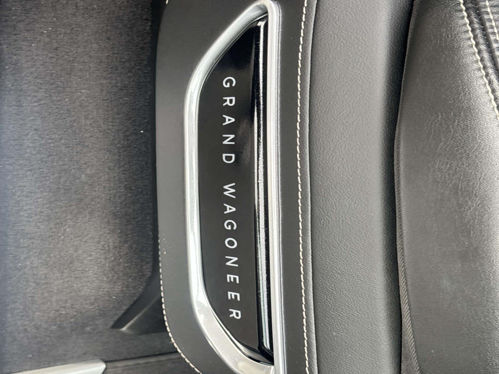 2024 Jeep Grand Wagoneer L 4DR 4WD