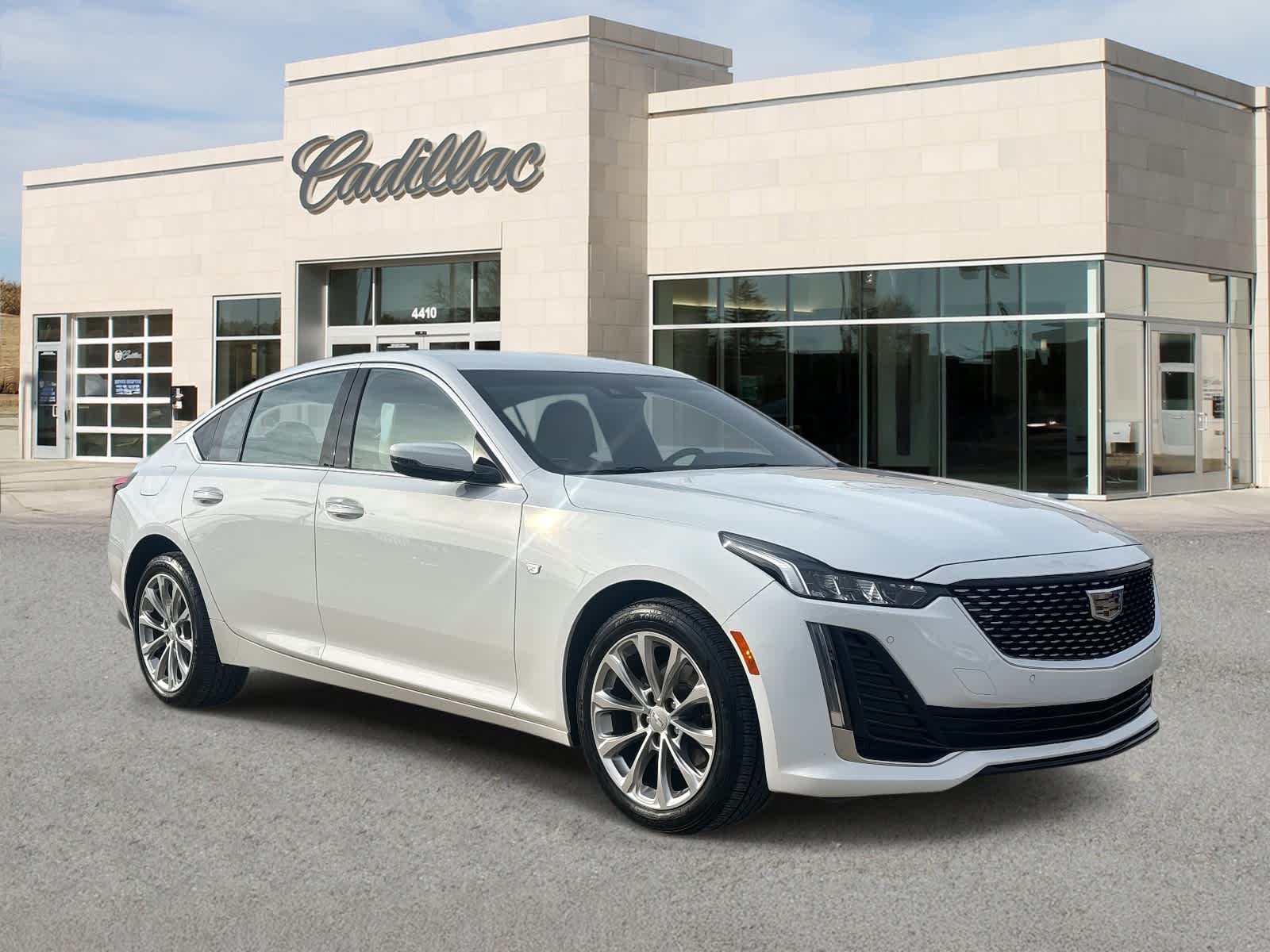 2023 Cadillac CT5 Premium Luxury