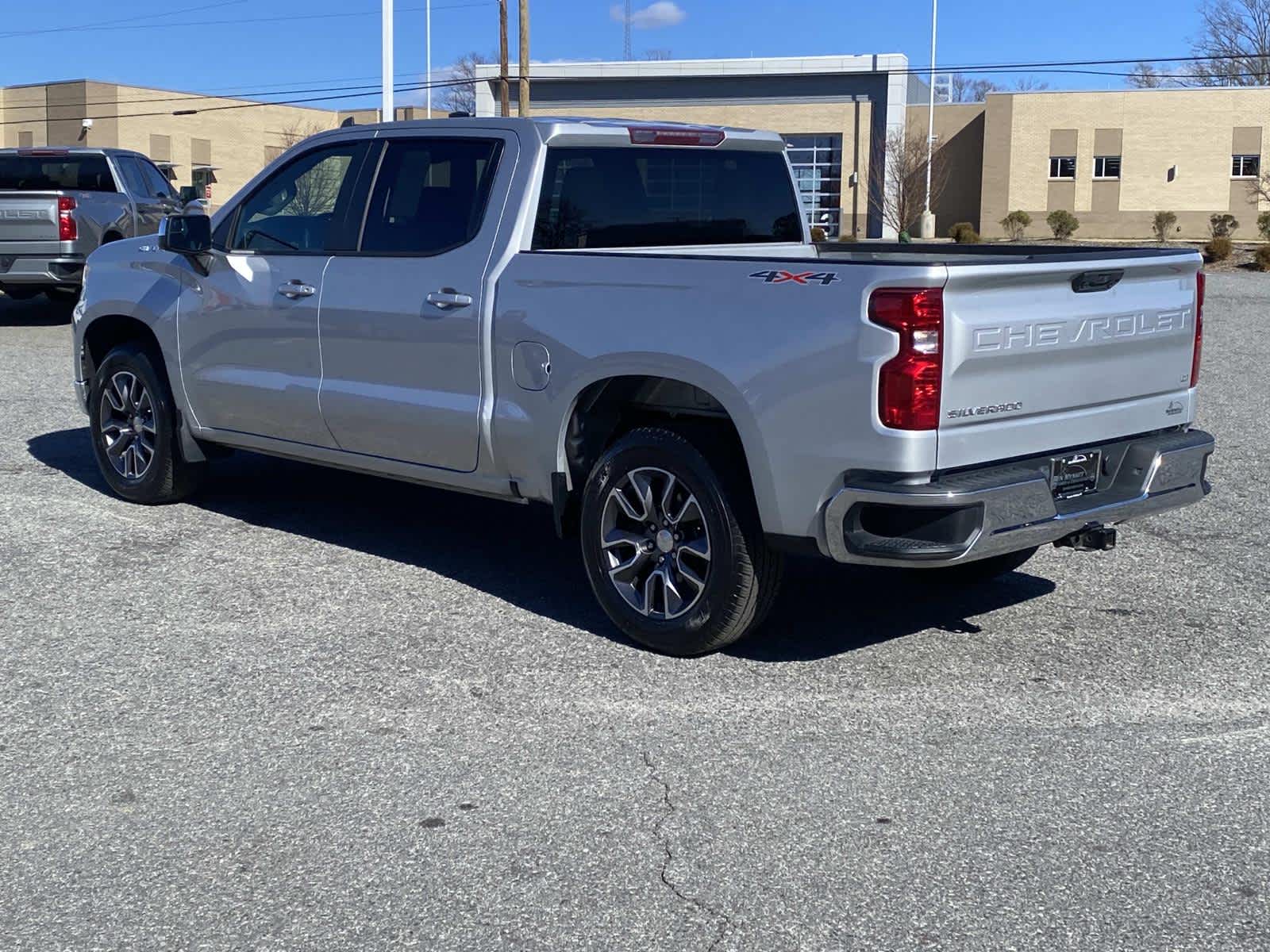 2022 Chevrolet Silverado 1500 LT (2FL)