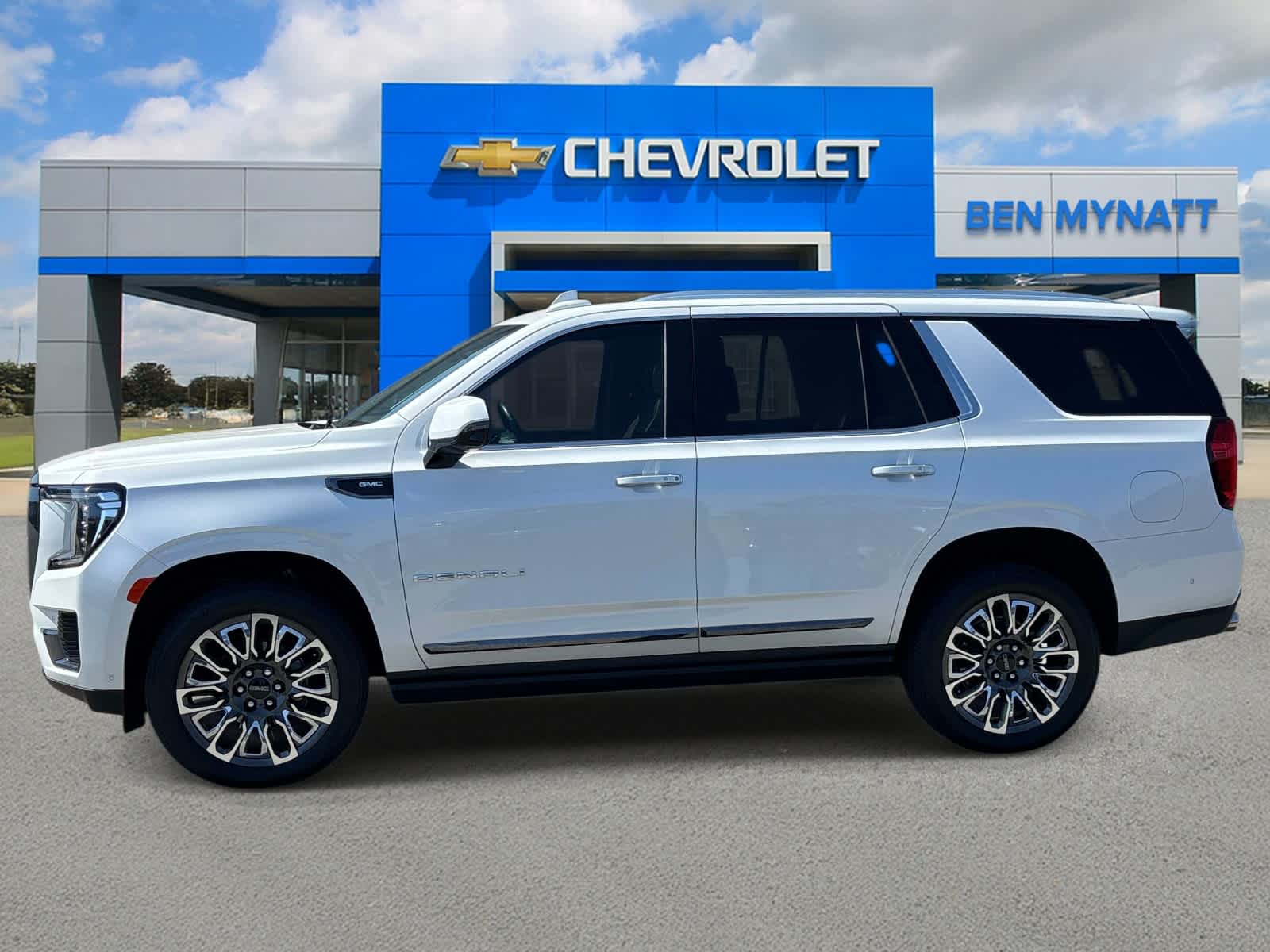 2023 GMC Yukon Denali Ultimate