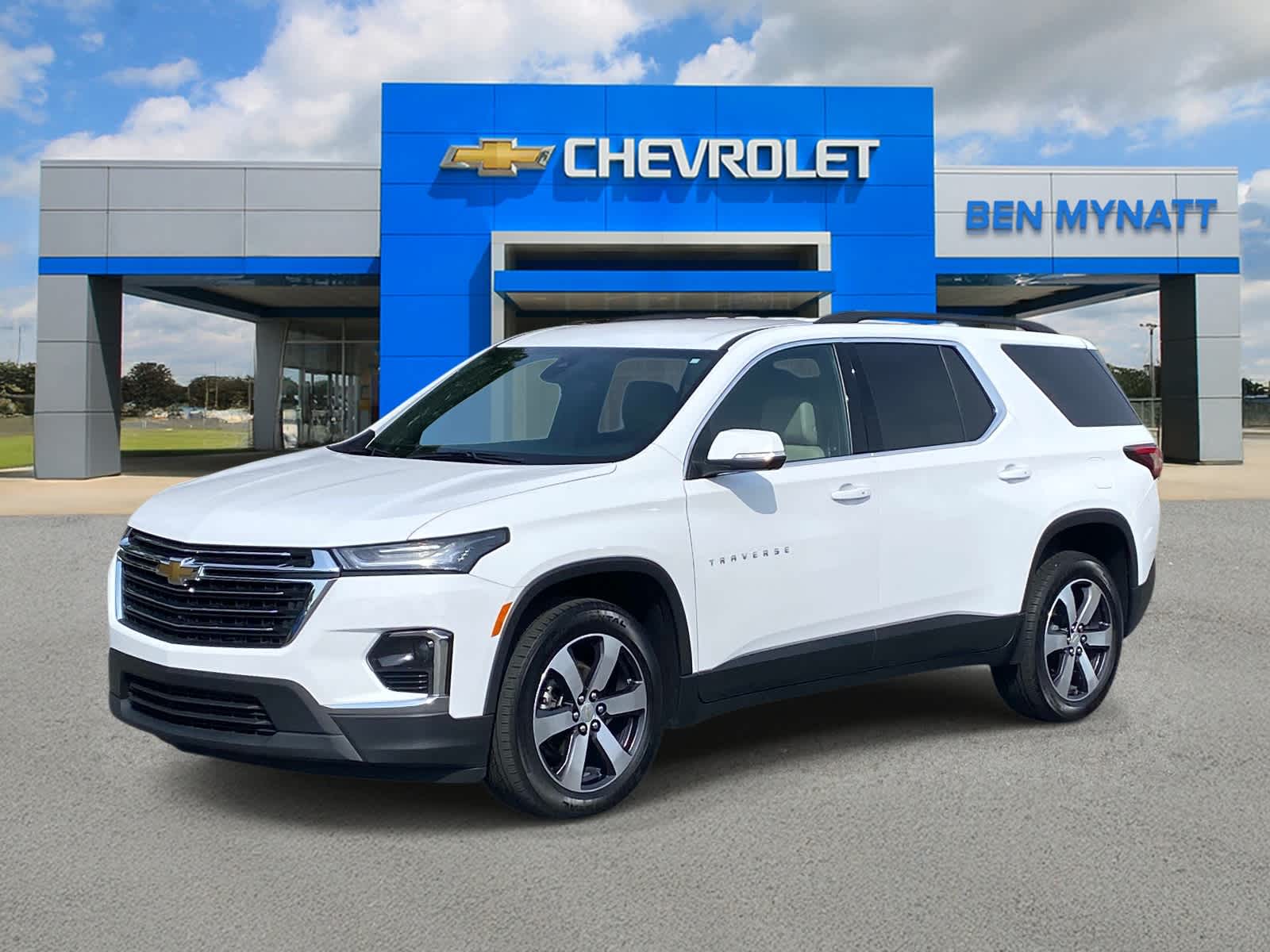 2023 Chevrolet Traverse LT Leather