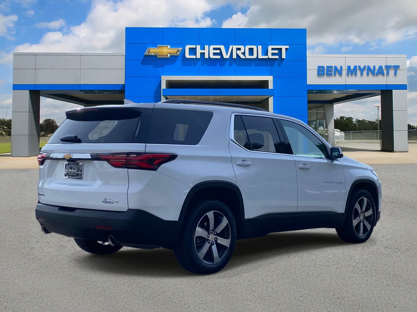2023 Chevrolet Traverse LT Leather