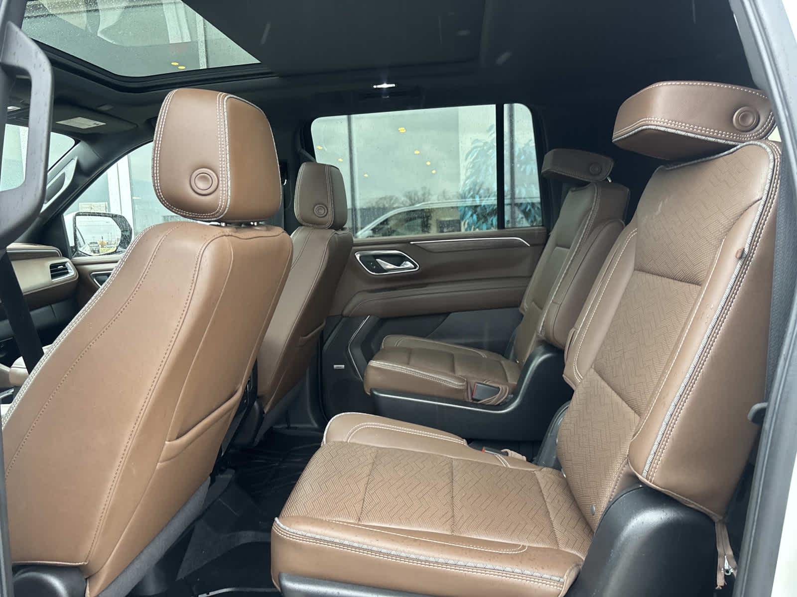 2022 Chevrolet Suburban High Country