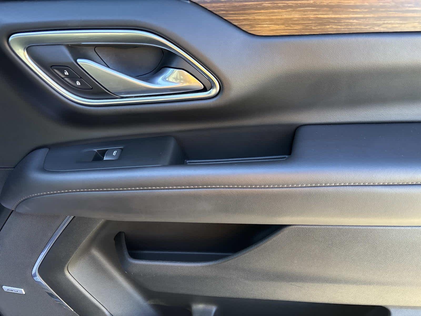 2022 Chevrolet Suburban High Country