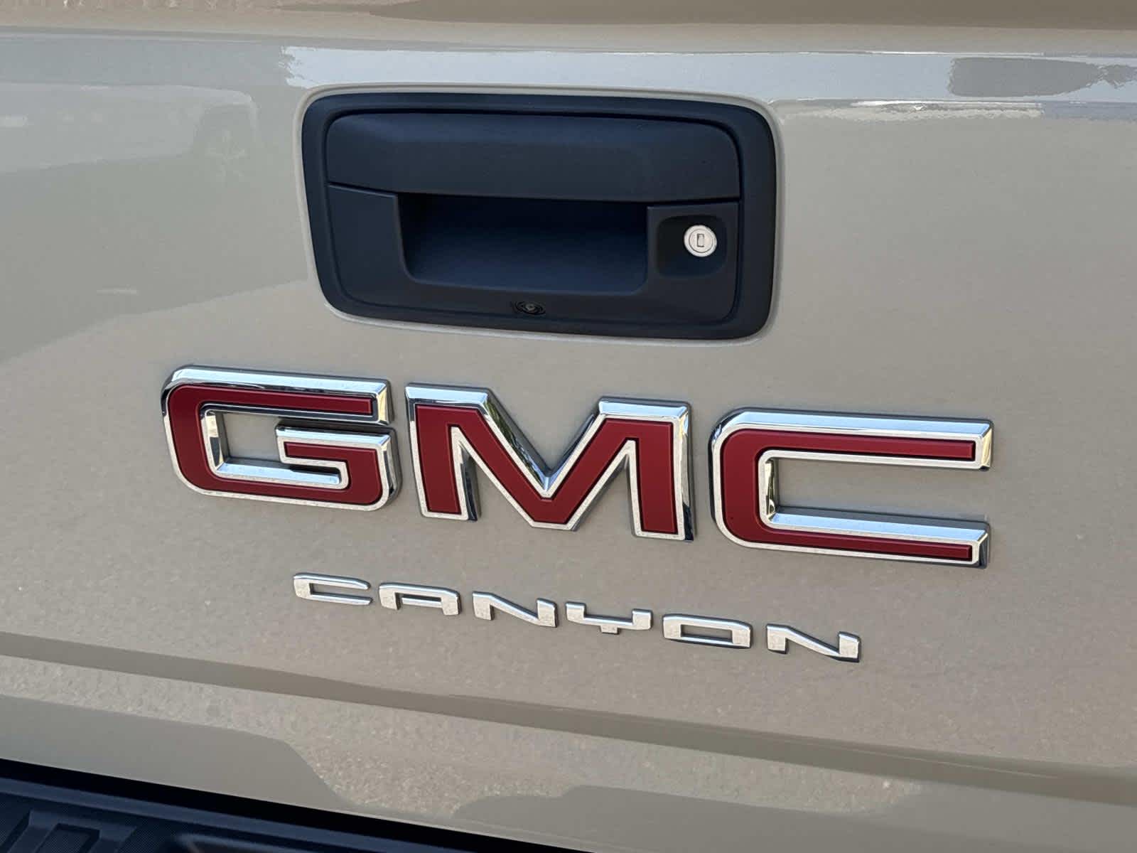 2022 GMC Canyon AT4 - Cloth