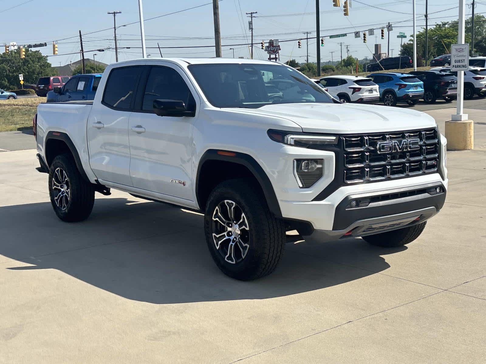 2024 GMC Canyon 4WD AT4 Crew Cab Short Box's photo