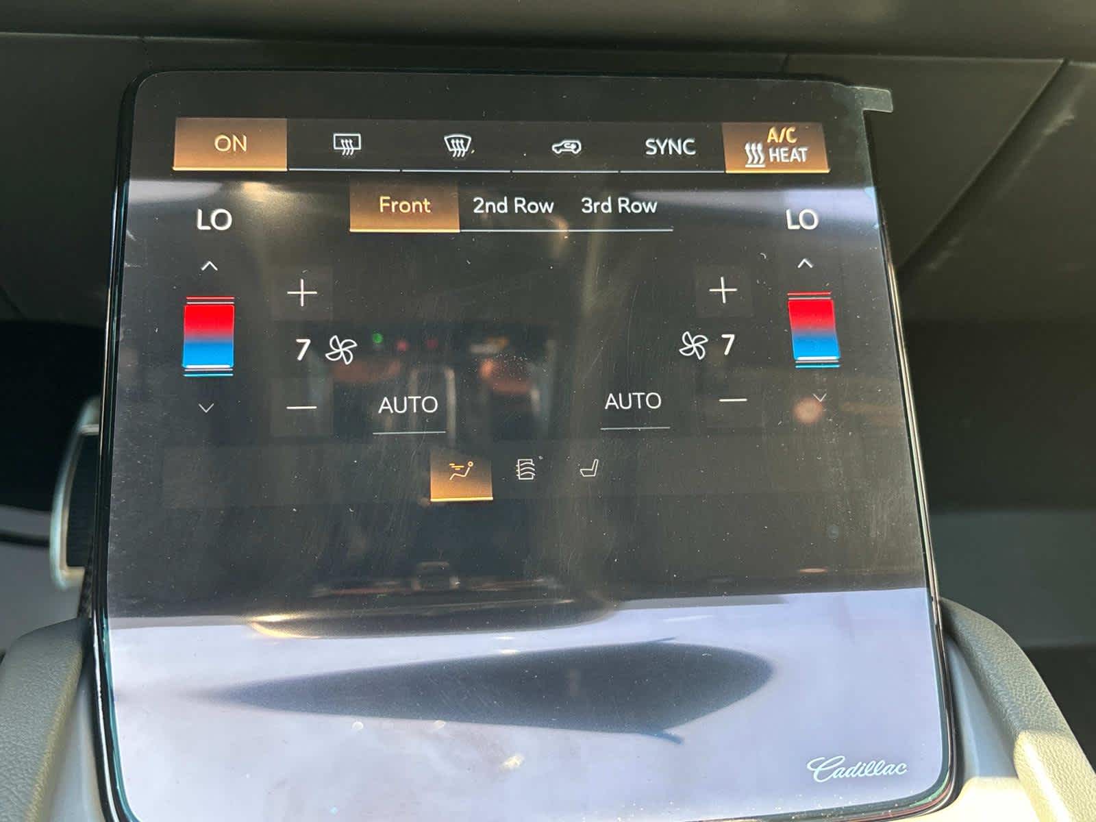 2026 Cadillac VISTIQ Luxury