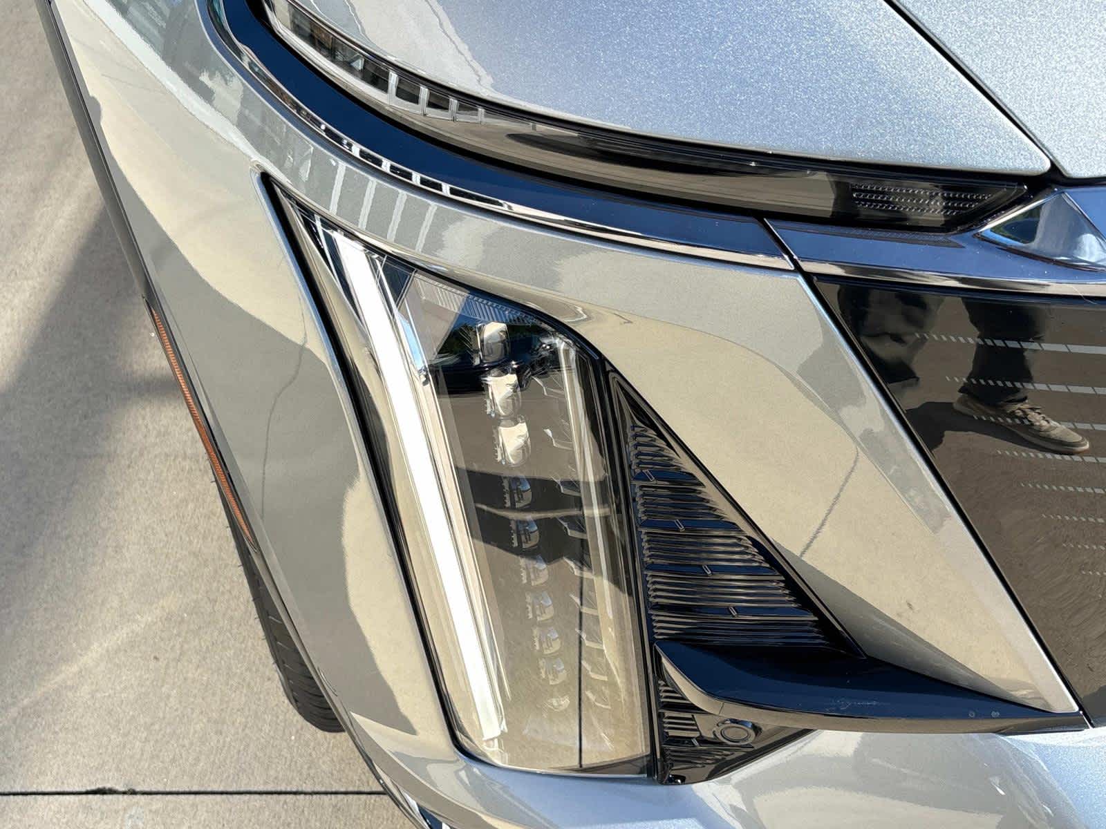 2026 Cadillac VISTIQ Luxury