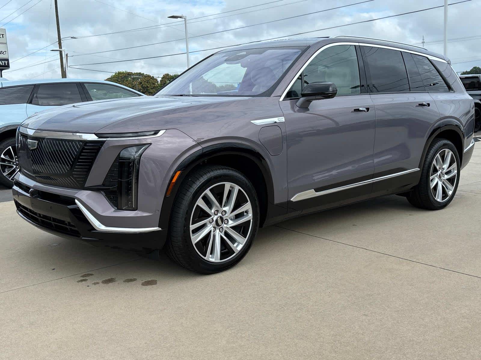 2026 Cadillac VISTIQ Luxury