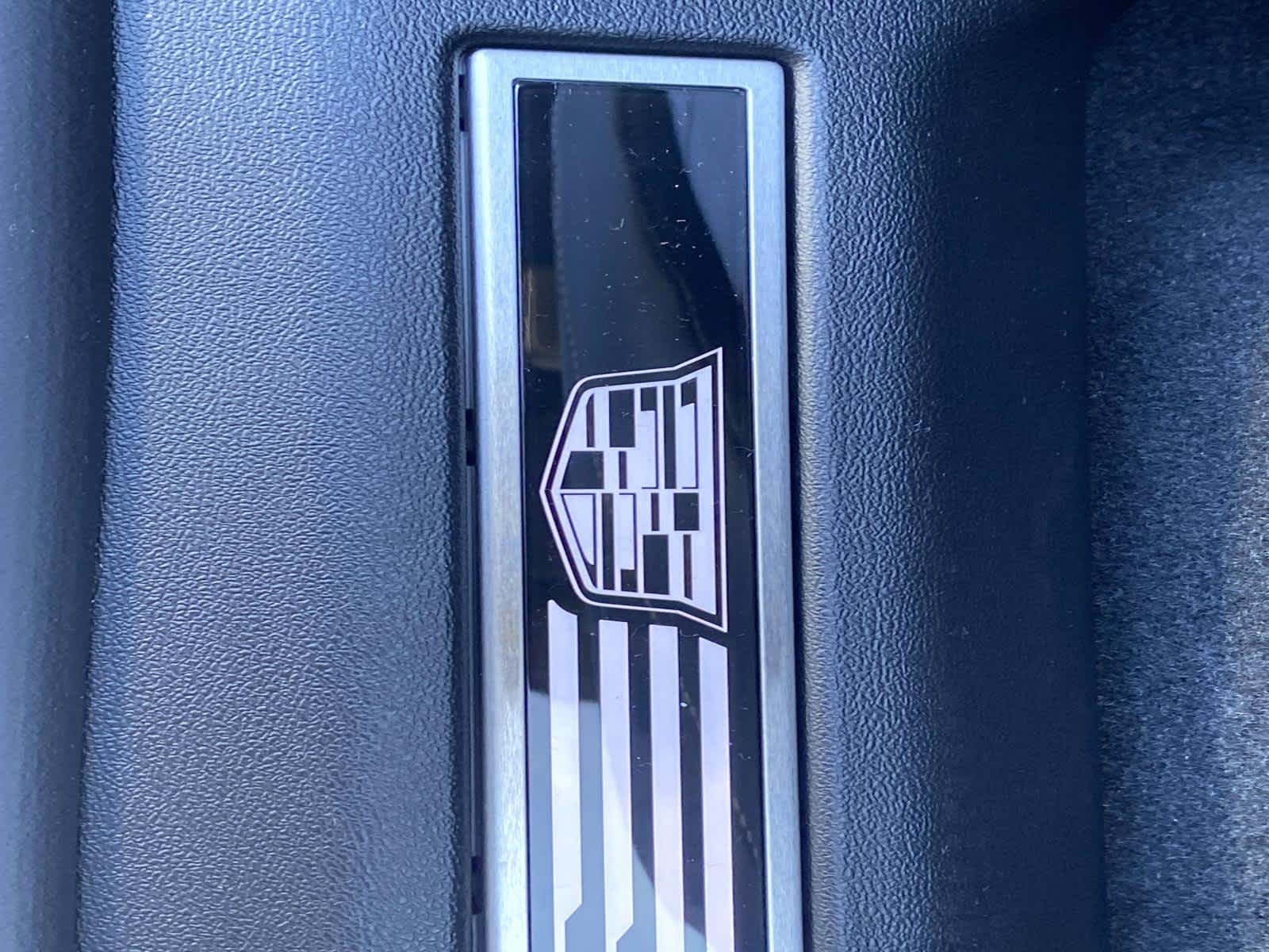 2026 Cadillac VISTIQ Luxury