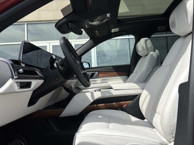 2026 Cadillac VISTIQ Luxury