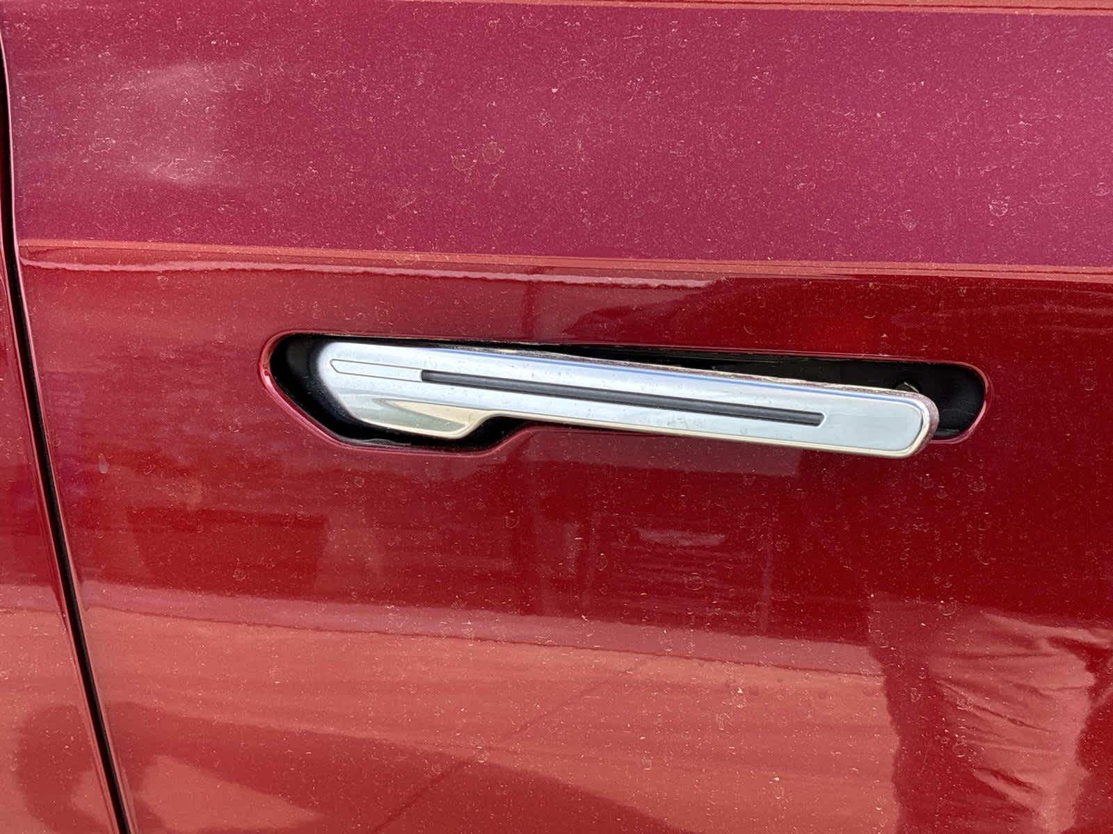 2026 Cadillac VISTIQ Luxury