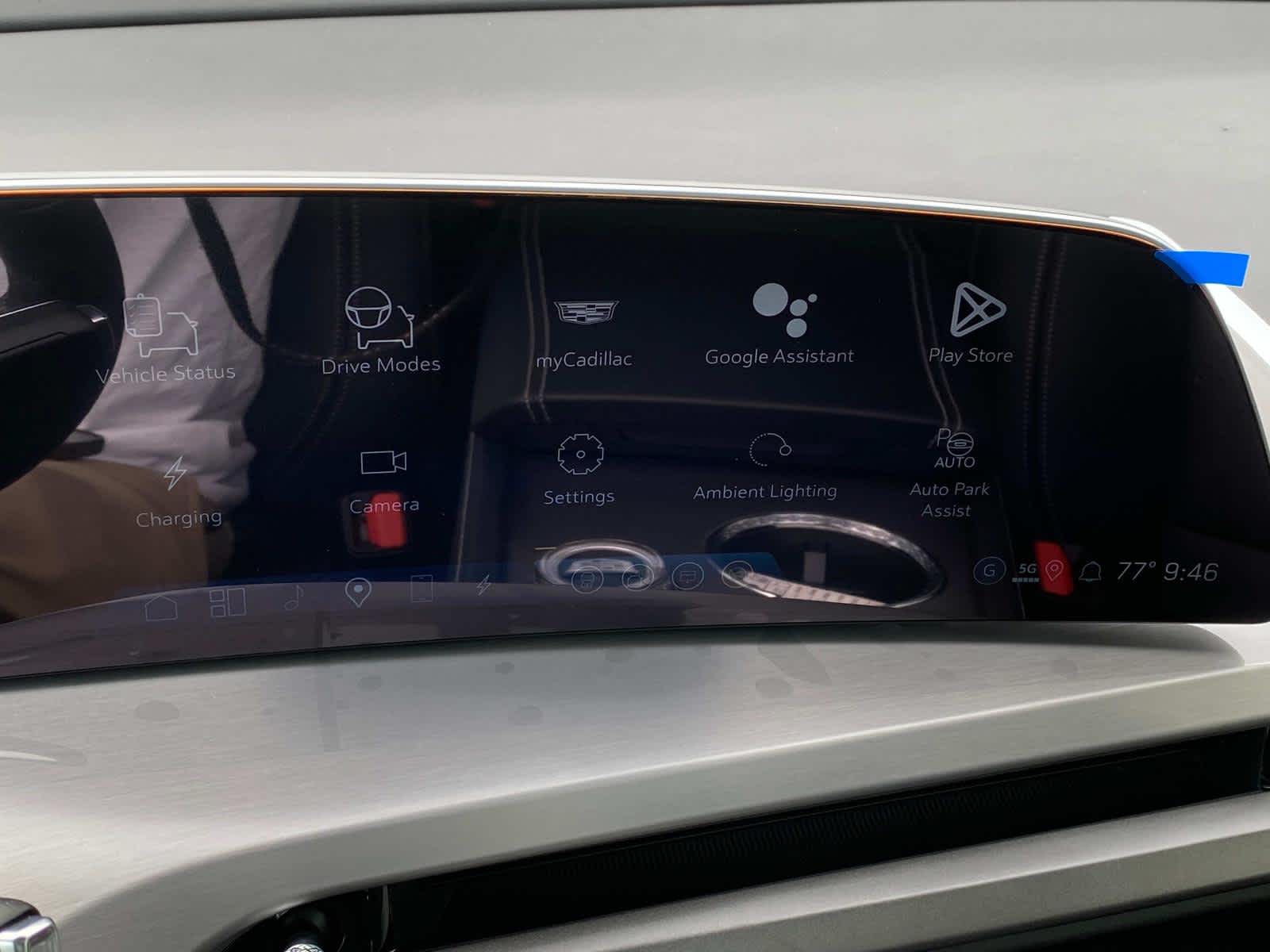 2026 Cadillac VISTIQ Luxury