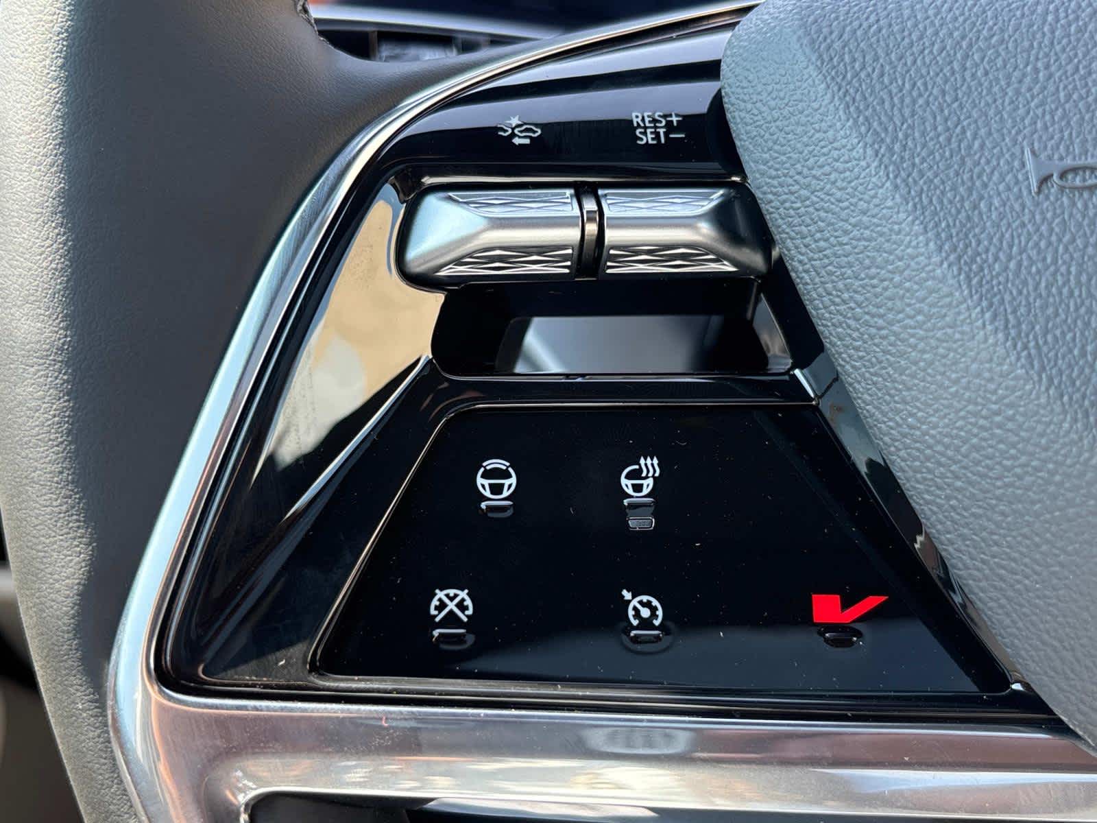 2026 Cadillac VISTIQ Luxury