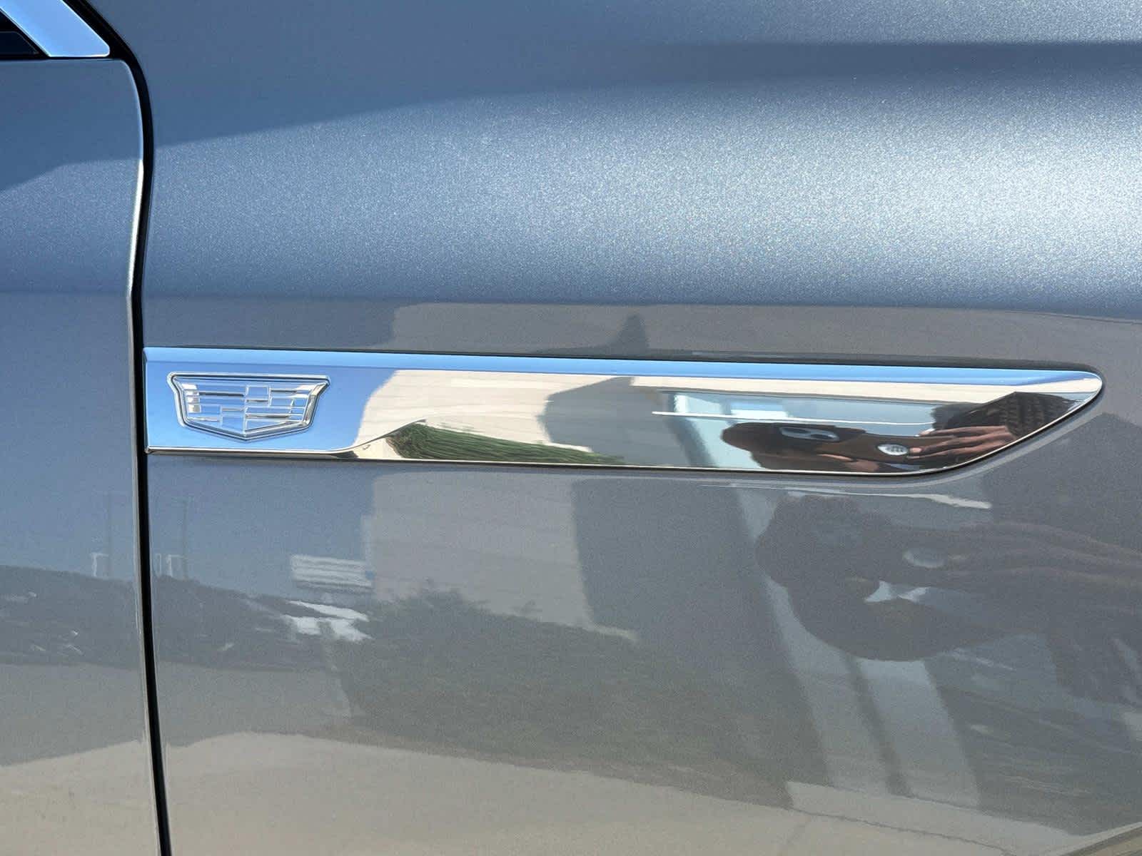 2026 Cadillac VISTIQ Luxury