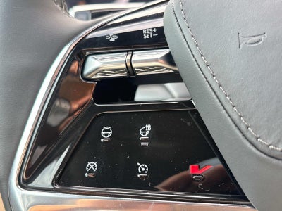 2026 Cadillac VISTIQ Platinum