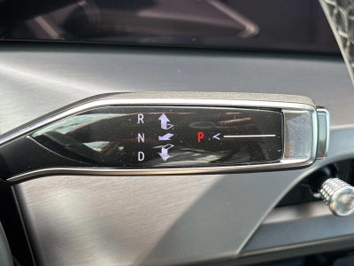 2026 Cadillac VISTIQ Platinum