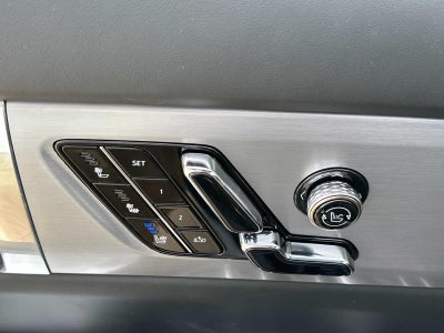 2026 Cadillac VISTIQ Platinum