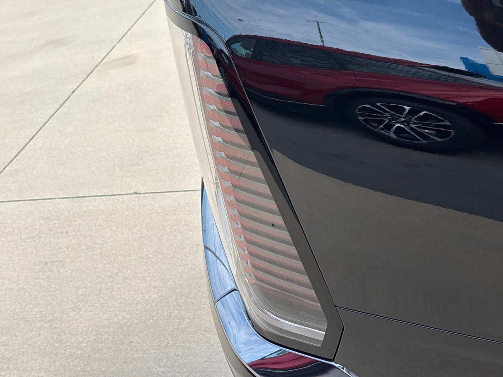 2026 Cadillac VISTIQ Platinum