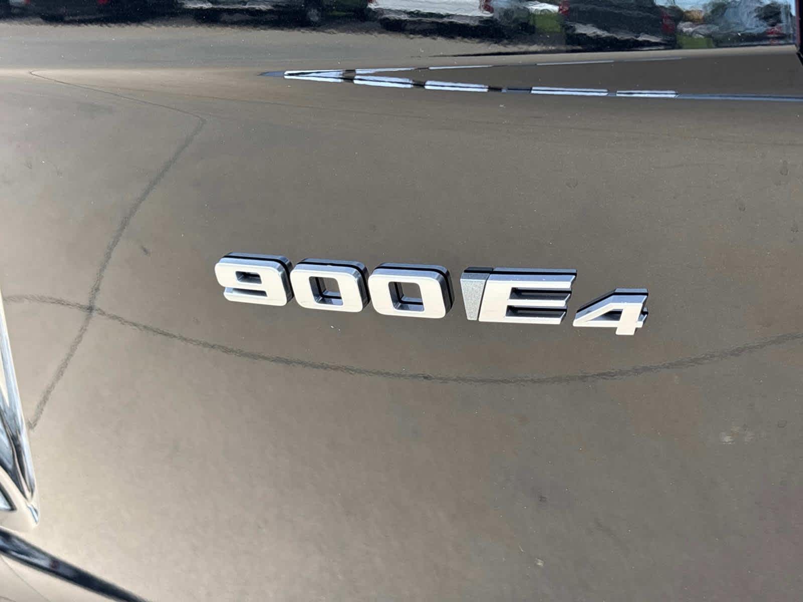 2026 Cadillac VISTIQ Platinum