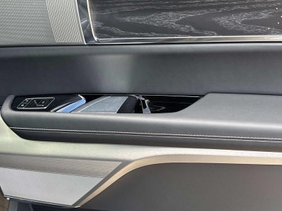 2026 Cadillac VISTIQ Platinum